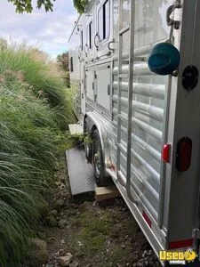 2023 3 Horse Lq Trailer 3-horse Lq Trailer Awning New York for Sale