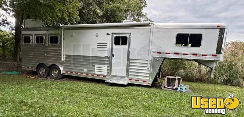 2023 3 Horse Lq Trailer 3-horse Lq Trailer New York for Sale