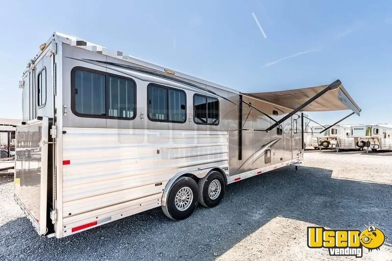 2023 3 Horse Trailer With Living Quarters 3-horse Lq Trailer Ohio for Sale