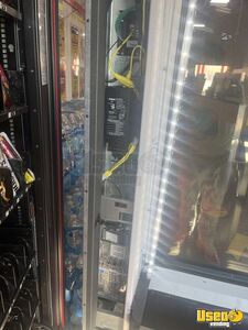 2023 39 Ams Combo Vending Machine 2 Tennessee for Sale
