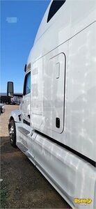 2023 579 Peterbilt Semi Truck Microwave California for Sale