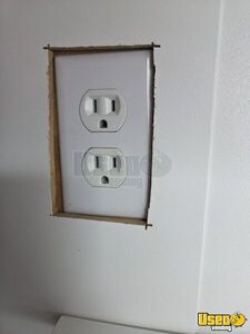 2023 824ab Mobile Boutique Premium Brakes Indiana for Sale