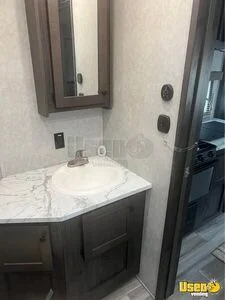 2023 8316s Silverado Living Quarters Horse Trailer Saddle Racks Indiana for Sale