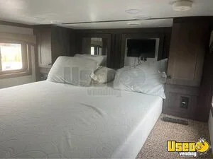 2023 8316s Silverado Living Quarters Horse Trailer Television Indiana for Sale