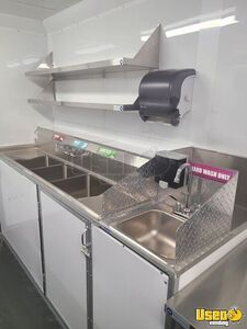2023 8.5 X 24 Kitchen Food Trailer Fryer Texas for Sale