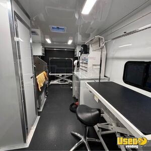 2023 8.5x18ft Pet Care / Veterinary Truck Air Conditioning Ohio for Sale