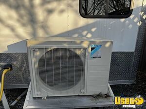 2023 8.5x18ft Pet Care / Veterinary Truck Gray Water Tank Ohio for Sale