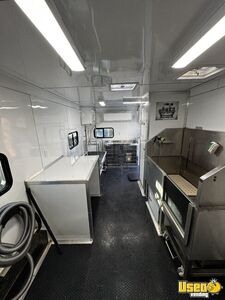 2023 8.5x18ft Pet Care / Veterinary Truck Hot Water Heater Ohio for Sale