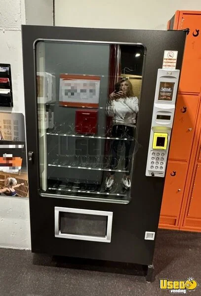 2023 Ams Ltf9 Ams Combo Vending Machine Kansas for Sale