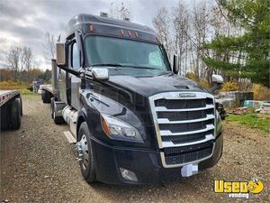 2023 Cascadia Freightliner Semi Truck 3 Michigan for Sale