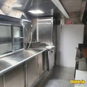 2023 Enclosed Cargo Trailer Kitchen Food Trailer Flatgrill Texas for Sale