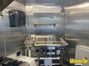 2023 Enclosed Kitchen Food Trailer Flatgrill Florida for Sale