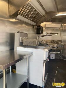 2023 Enclosed Kitchen Food Trailer Hand-washing Sink Florida for Sale