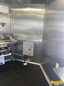 2023 Enclosed Kitchen Food Trailer Hot Water Heater Florida for Sale