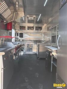 2023 Enclosed Trailer Kitchen Food Trailer Exterior Customer Counter Texas for Sale