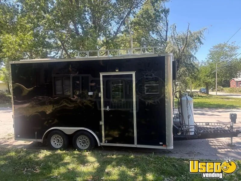 2023 Ev Mobile Hair & Nail Salon Truck Illinois for Sale