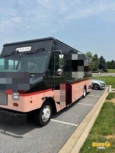 LOW MILES 2023 18' Ford F59 All-Purpose Food Truck Mobile with Pro Fire System for Sale in Maryland!