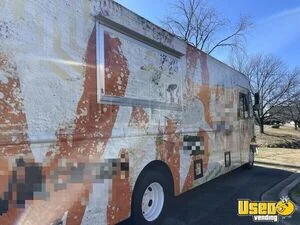 2023 Ford F59 Step Van Taco Food Truck Air Conditioning North Carolina Diesel Engine for Sale