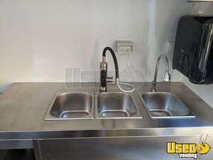2023 Ice Cream Trailer Ice Cream Trailer Diamond Plated Aluminum Flooring British Columbia for Sale