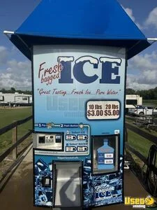 2018 Certified Refurbished Kooler Ice IM 1000 Series II Bagged Ice and Water Vending Machine For Sale in Louisiana!