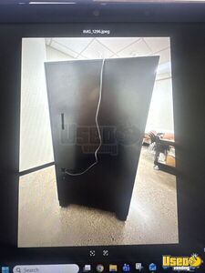 2023 Iq640 Seaga Snack Machine 2 Texas for Sale