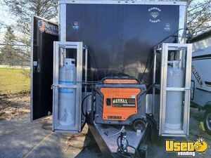 2023 Kitchen Trailer Kitchen Food Trailer Diamond Plated Aluminum Flooring Pennsylvania for Sale