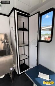 2023 Pet Grooming Trailer Pet Care / Veterinary Truck Insulated Walls Georgia for Sale