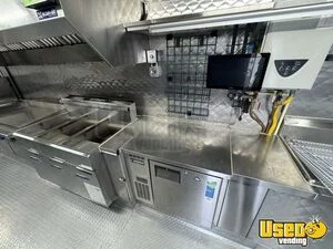 2023 Q561 Kitchen Food Trailer Air Conditioning Alaska for Sale