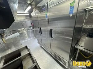 2023 Q561 Kitchen Food Trailer Concession Window Alaska for Sale
