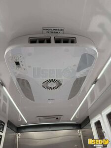 2023 Sprinter 3500 Pet Care / Veterinary Truck Electrical Outlets Florida Diesel Engine for Sale