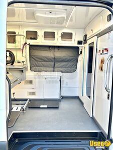 2023 Sprinter Pet Care / Veterinary Truck Gray Water Tank Utah Diesel Engine for Sale