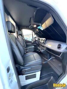 2023 Sprinter Pet Care / Veterinary Truck Shore Power Cord Utah Diesel Engine for Sale