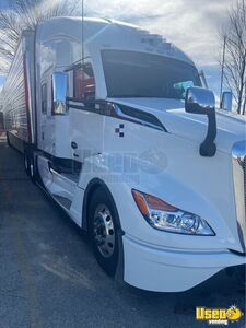 2023 T680 International Semi Truck Double Bunk Missouri for Sale