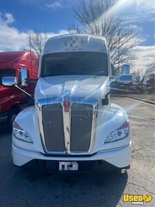 2023 T680 International Semi Truck Fridge Missouri for Sale