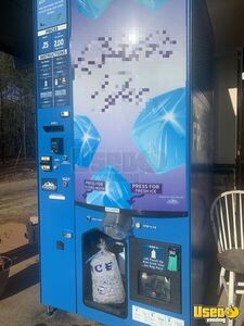 Refurbished 2023 Everest Ice VX1 Bagged Ice and Water Vending Machine For Sale in Georgia!