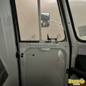 2023 Xtra X Coffee & Beverage Truck 17 Texas for Sale