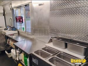 20232025 Mti Rc Kitchen Food Trailer Diamond Plated Aluminum Flooring Ohio for Sale