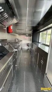 2024 18' X 8.5' Fully Equipped Commercial Kitchen Food Trailer Kitchen Food Trailer Stainless Steel Wall Covers New Jersey for Sale
