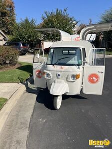 2024 3 Wheel Coffee & Beverage Truck Additional 1 California Diesel Engine for Sale