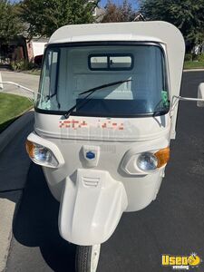 2024 3 Wheel Coffee & Beverage Truck Additional 2 California Diesel Engine for Sale