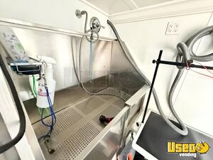 2024 3500 Pet Care / Veterinary Truck Gas Engine Florida Gas Engine for Sale