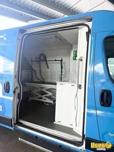 2024 3500 Pet Care / Veterinary Truck Hot Water Heater Florida Gas Engine for Sale