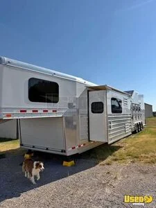2024 42' 4 Horse Slant Load Living Quarters Trailer w/ Bathroom for Sale in Oklahoma!