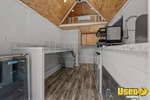 2024 82x Ut Beverage - Coffee Trailer Insulated Walls Texas for Sale