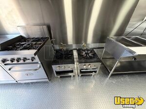 2024 Enclosed Trailer Kitchen Food Trailer Flatgrill Texas for Sale