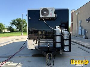 2024 Enclosed Trailer Kitchen Food Trailer Stainless Steel Wall Covers Texas for Sale