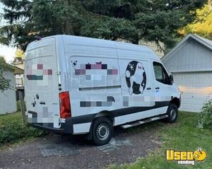 2024 Hanvey Pet Care / Veterinary Truck Interior Lighting Michigan Diesel Engine for Sale