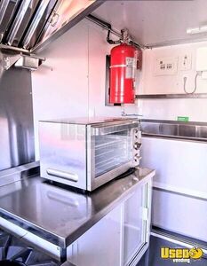2024 Kitchen Food Concession Trailer Kitchen Food Trailer Refrigerator Texas for Sale