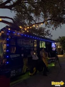 2024 Kitchen Food Trailer Kitchen Food Trailer Bathroom Texas for Sale