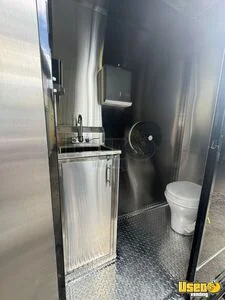 2024 Kitchen Food Trailer Kitchen Food Trailer Bathroom Texas for Sale
